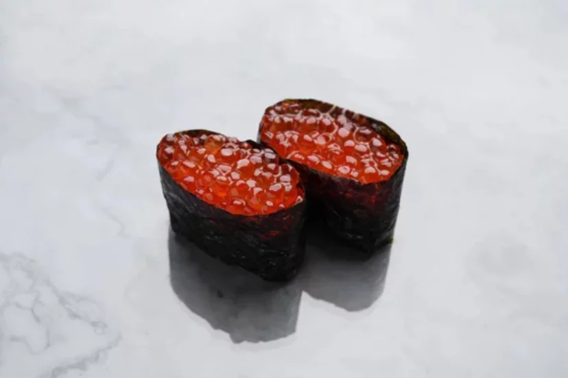 GUNKAN TOBIKO