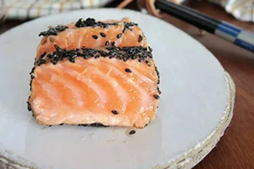 TATAKI SALMÓN