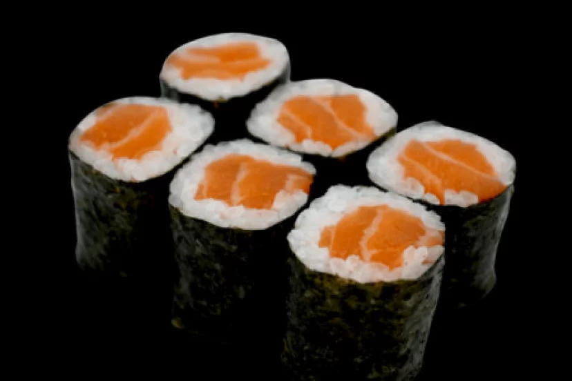 MAKI SALMÓN